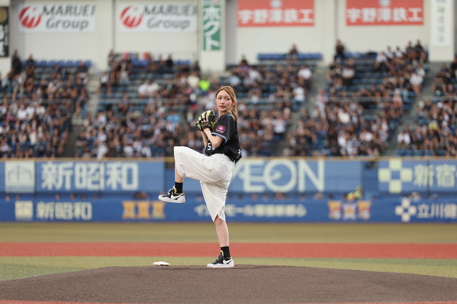 後藤真希がセレモニアルピッチに登板、自己採点は「510点です！」