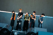 「Head In The Clouds LA 2026」に出演したBE:FIRSTのライブの様子。