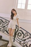金川紗耶（乃木坂46）が登場するriendaの26AW LOOK。
