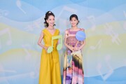 8月15日にNHK総合ほかで放送される新たな夏の音楽特番「夏の音楽祭 うたであえたら 2026」に出演する増田惠子（ピンク・レディー）と生田絵梨花。
