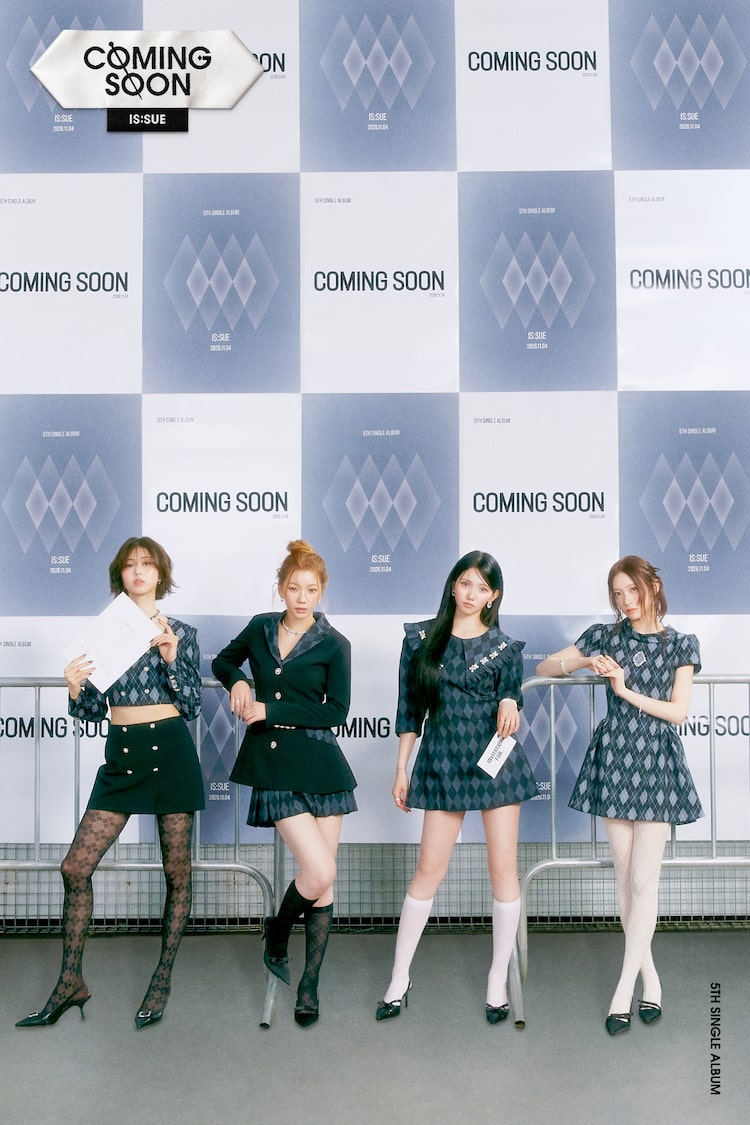 IS:SUE。左からYUUKI、RINO、NANO、RIN。