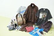 「Hitsujibungaku POP-UP STORE」で販売されるグッズ。