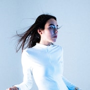 Maika Loubtéの新曲「鋼の馬」配信リリース決定、MVは自ら監督　映画「本当にあった話（の話）」主題歌