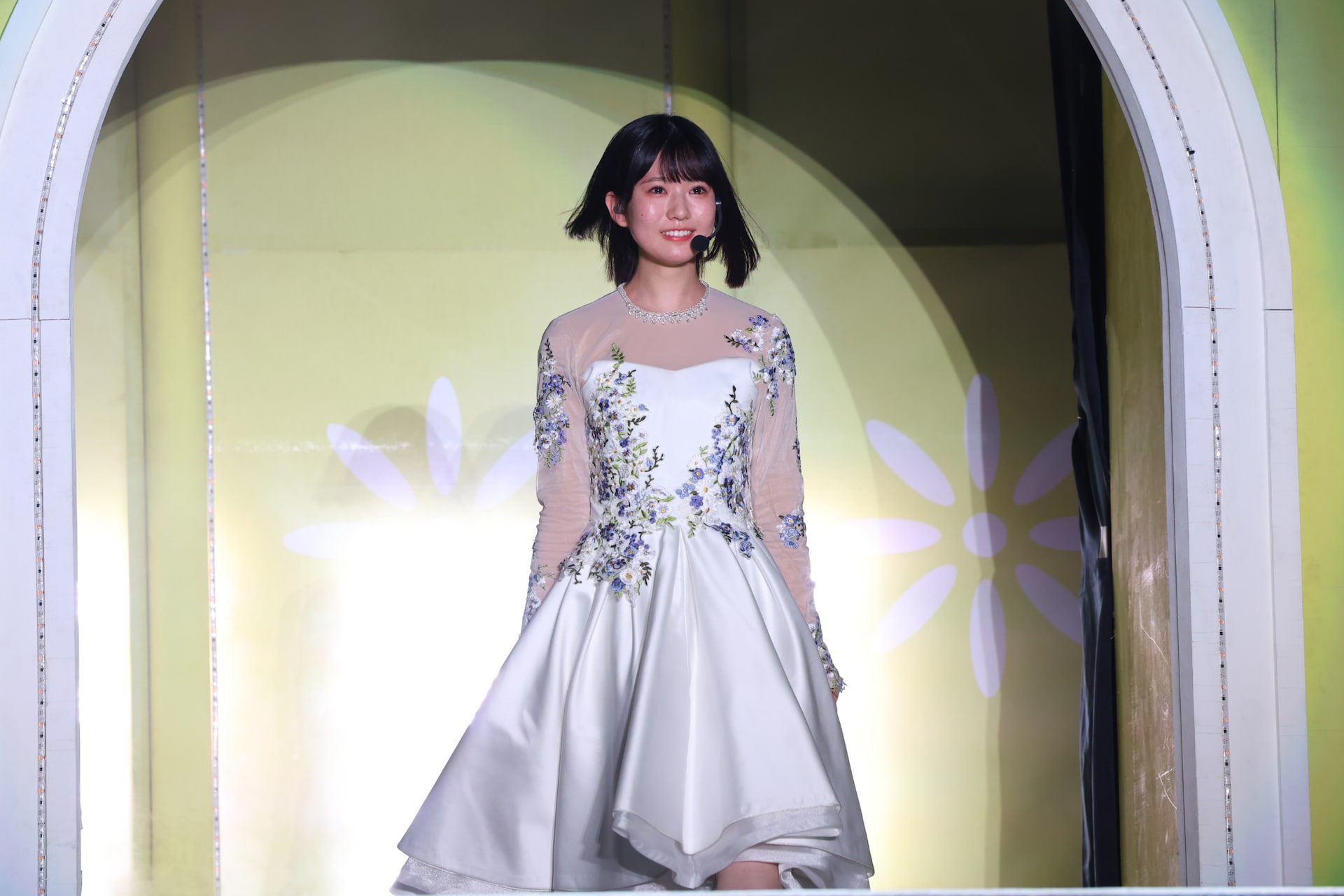 乃木坂46増田三莉音が活動再開、約1年3カ月ぶりに6期生11人がそろう