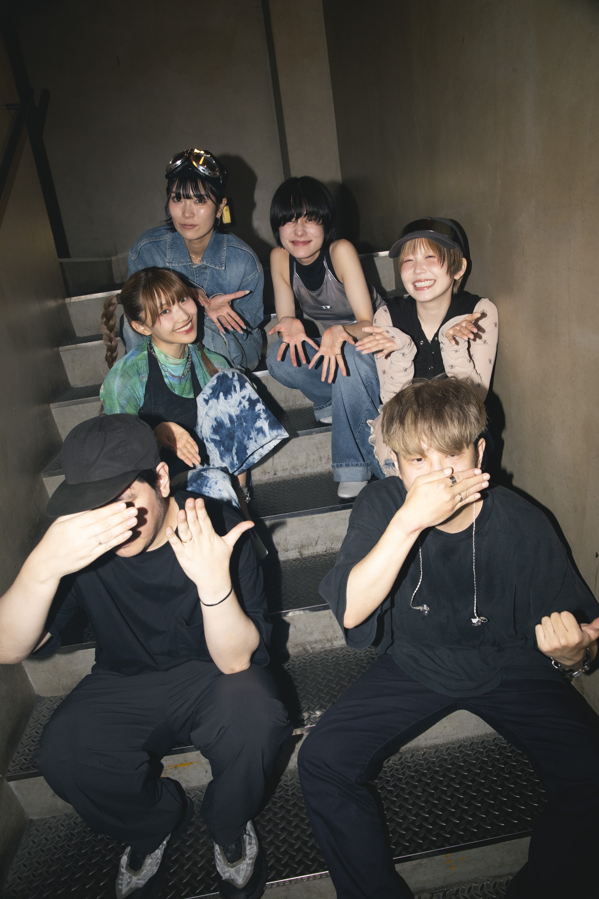 ExWHYZと80KIDZ。（Photo by Kenta Sotobayashi） [画像ギャラリー 7/8