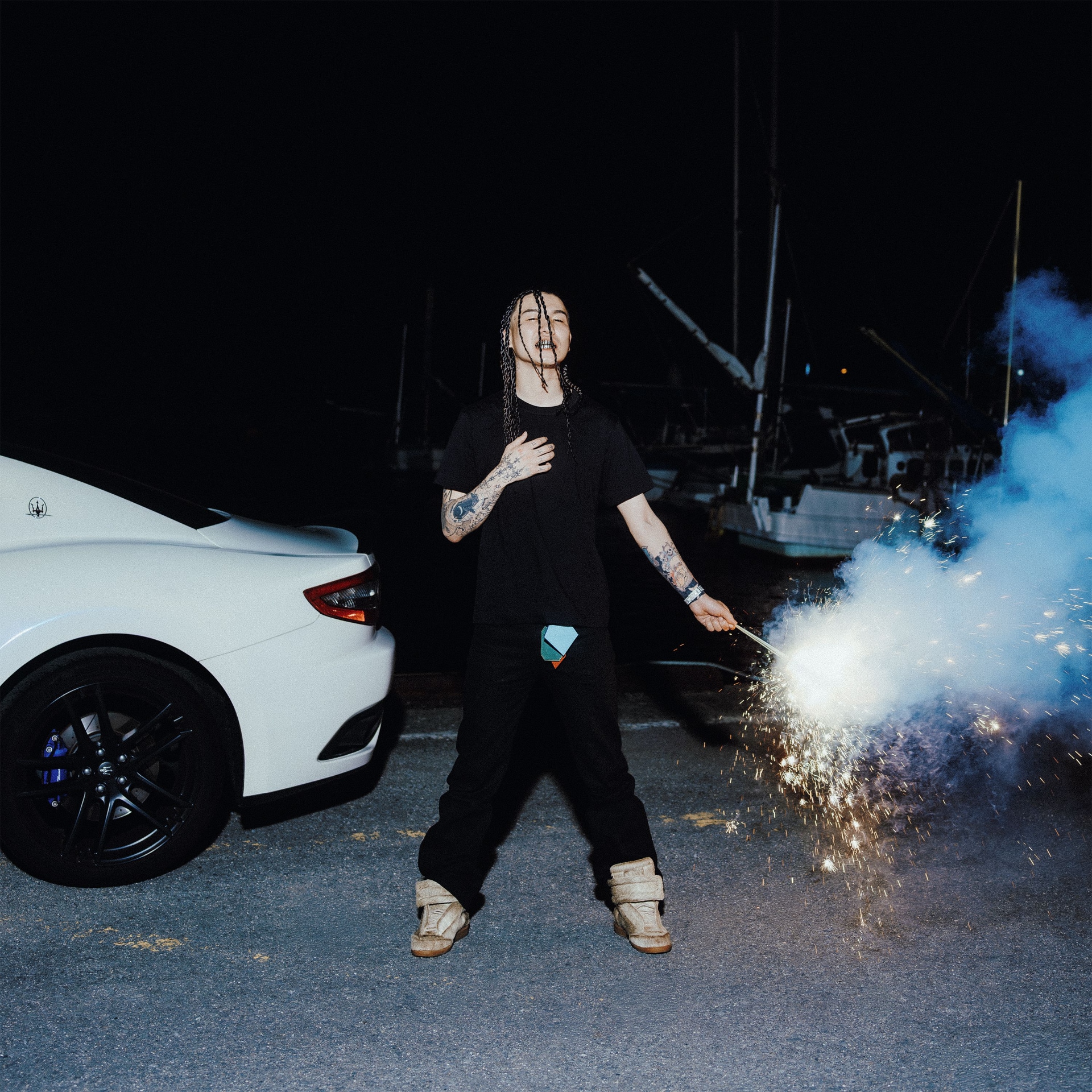 MIKADOが19曲入りアルバム「FAME FLAME」リリース、T-Pablowや