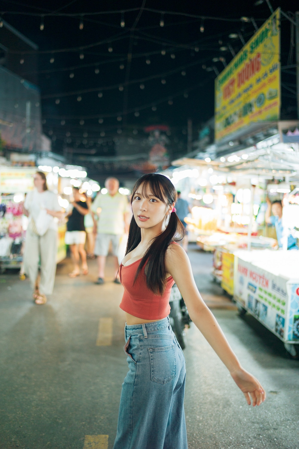 ≒JOY逢田珠里依写真集、ベトナム楽しんだ様子がわかる封入特典絵柄