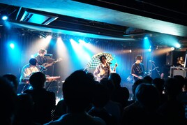 SWALLOW、結成10周年ライブで感謝の思い伝える　新曲「PEACH BLACK」と初の海外公演も発表