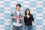 左から福山雅治、広瀬すず。