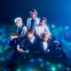 STARGLOWの新アーティスト写真公開、1stアルバム「Aurora」の世界観を幻想的に表現