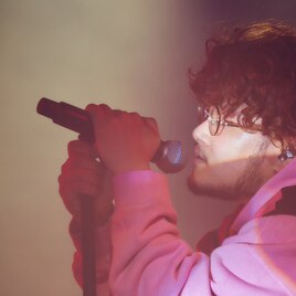 Vaundy、ソウル公演をYouTube生配信！初の海外単独公演「一緒にツアーについてきてくれよな」