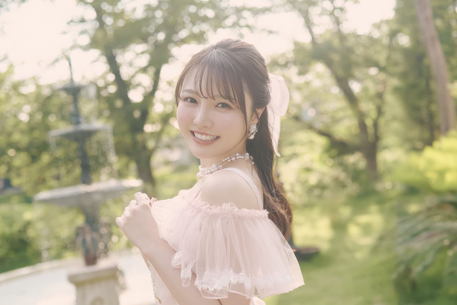 麻倉もも「彩色硝子」インタビュー｜主人公は私！自分の気持ちが詰まっ