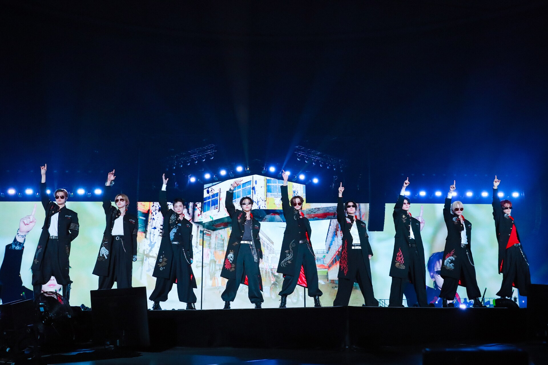 氣志團「One Night Carnival」をカバーする&TEAM。©YX LABELS [画像
