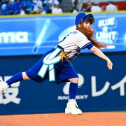 きゃりーぱみゅぱみゅがハマスタで人生初のセレモニアルピッチ、自己採点は68点ながら「思いを届けられた」