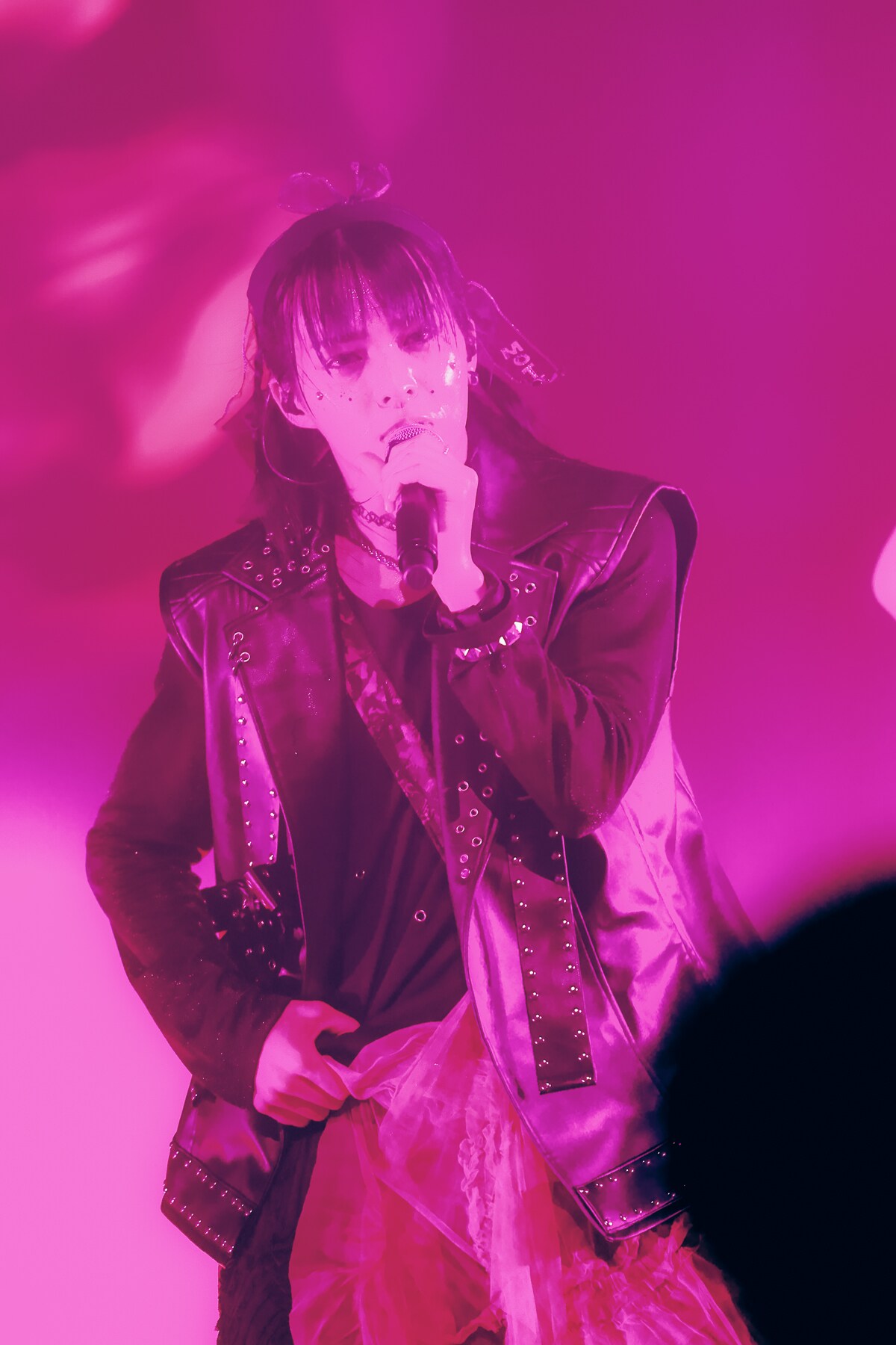 BiSH、まぶたに描かれた目の謎が明かされる「GiANT KiLLERS」MV - 音楽