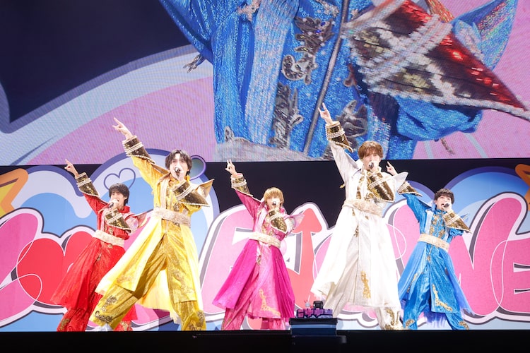 M!LK、「時空超えてユニバース」ライブ初披露で大気圏突破！9000人+24万人が「LOVE ENG!NE」リリースを祝福