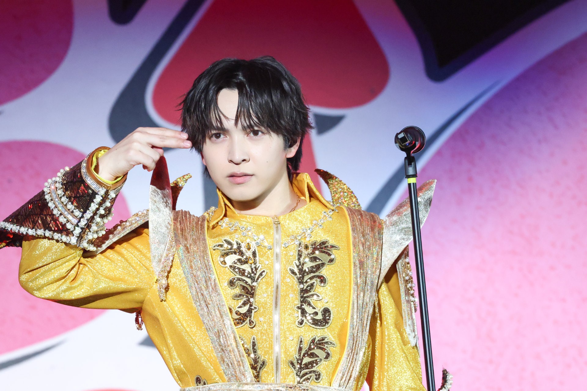 小林由依2nd写真集の限定表紙3種公開、屋久島でのショットは「私も