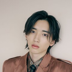 なにわ男子・道枝駿佑がヴァレンティノのブランドアンバサダーに就任