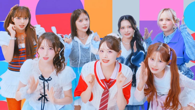 TEAM KAWAII LAB.「Over Drive」ミュージックビデオより。