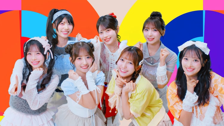 TEAM KAWAII LAB.「Over Drive」ミュージックビデオより。