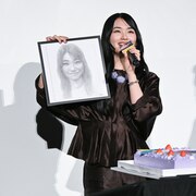 櫻坂46山﨑天の21歳の抱負は「落ち着きを身につけたい」、“人生の先輩”坂東龍汰と岡山天音のアドバイスに困惑