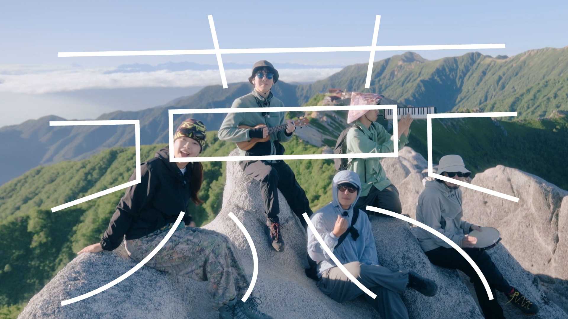 スーパー登山部が初のアルバムリリース、これまでの全楽曲を収めた