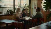 目黒蓮（Snow Man）が出演する新テレビCM「紅茶のラテ」編より。