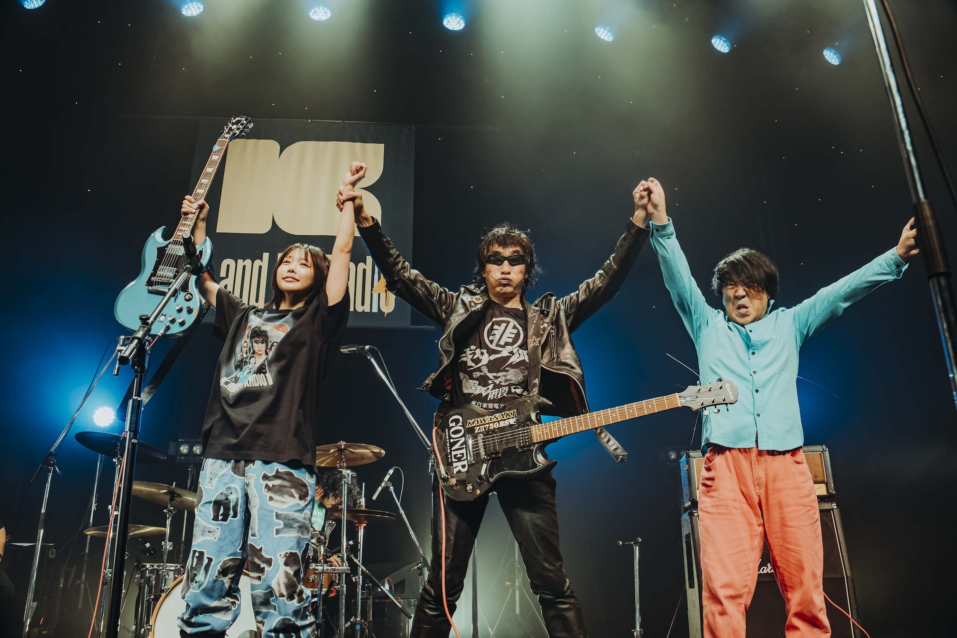 anoと永野がギターウルフと爆音セッション！“ヒーロー達”の対バンはカオス極まる結末へ