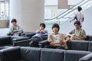 Netflixシリーズ「ダウンタイム」より。