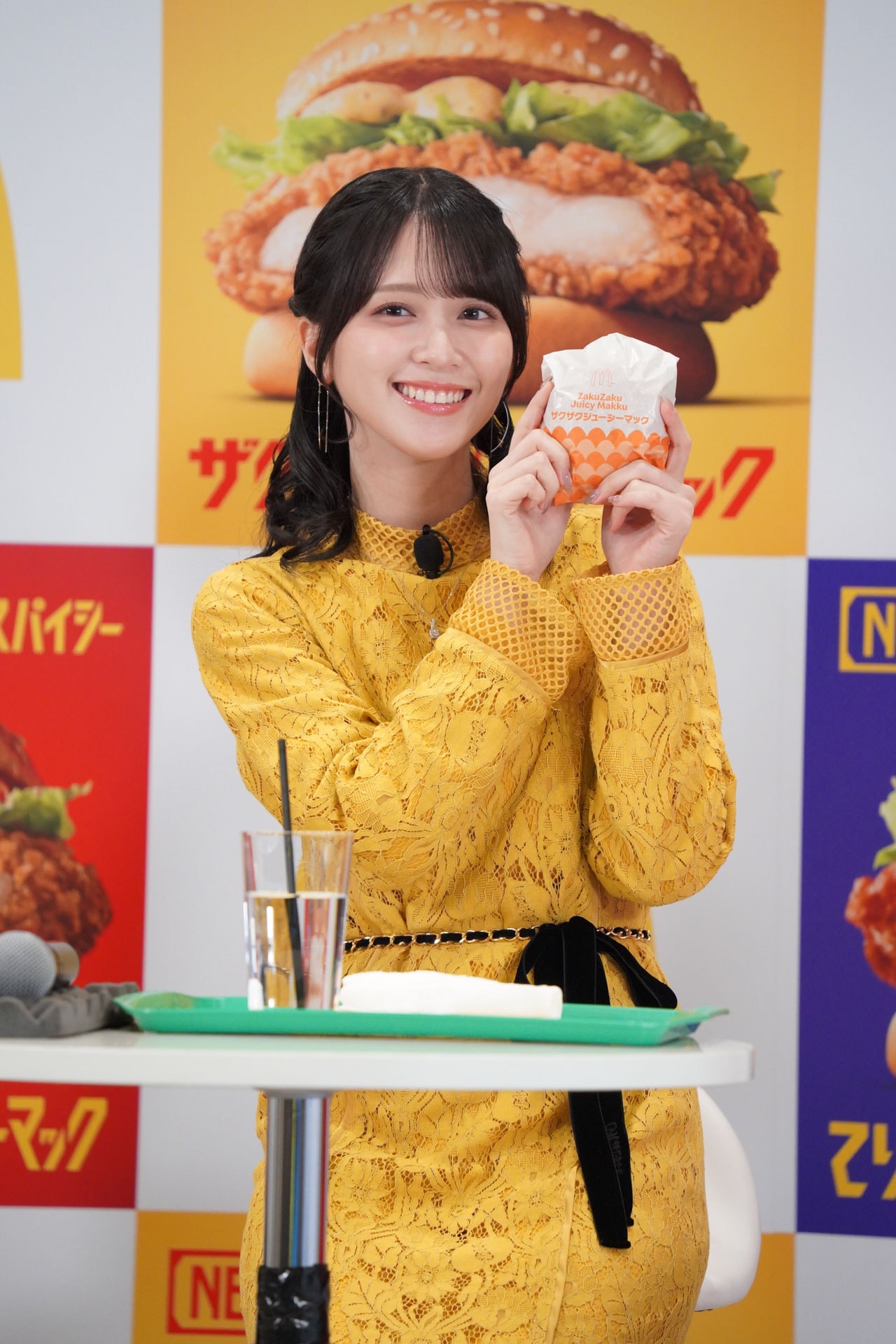 LOVE佐々木舞香、マクドナルドが5年かけて開発した新チキンを満喫