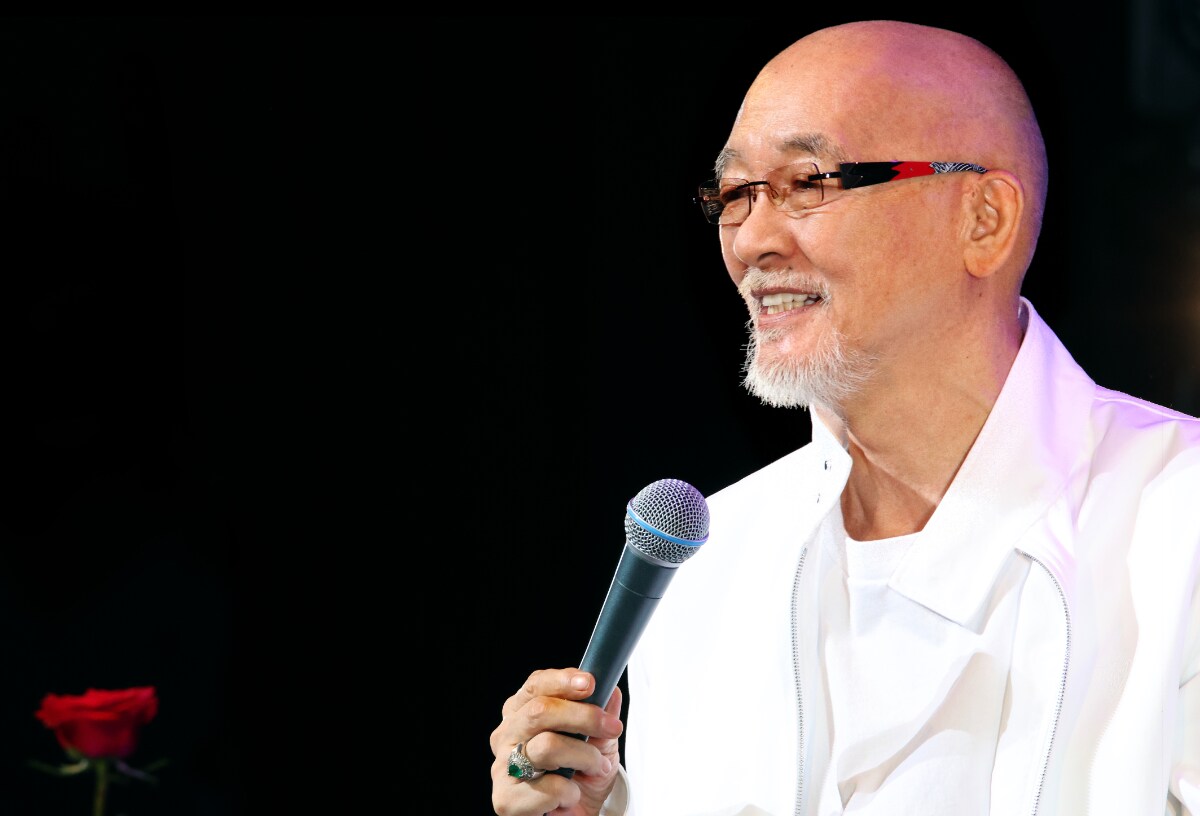 松山千春、2001年の横アリ公演が25年の時を経てソフト化 | JOYSOUND