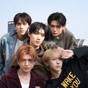 WILD BLUEが1st写真集発売、思い出の地ソウルでピクニックしたり古着屋を巡ったり