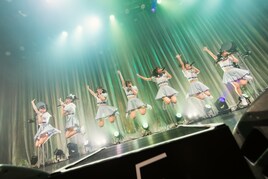 フューチャーサイダーの熱量が爆発した4周年＆日本アジアツアーキックオフ公演、EX THEATERワンマン発表に歓喜