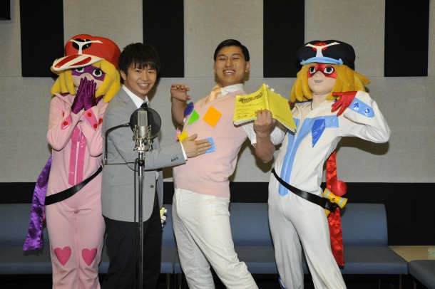 春日に付けられたボタンを押すことで春日の「面白ギャグ」が発声される、という設定。