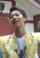 「金田に向けられるカメラのフラッシュの数が、残り全員の分を足した数よりも多かった」と中田に冷やかされ、「そんなことはない」と謙遜していた金田。