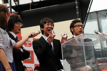 東京03が引いたのはまさかの「1」。角田は引く前「順番はどこでもいい」と言っていたが、1番に決まった瞬間「そりゃトップはイヤですよー」と嘆いた。