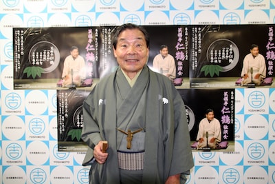 現在御年72歳。会見では、間寛平に会いに行く途中で通ったドイツのアウトバーンを自分で運転して走ってみたいという夢を語った。
