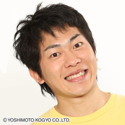 9月30日に行われた「世界キワモノ演芸2009」では、優勝候補の「スーパー平成ドデカバンド」の新ボーカルとして登場した太田。学生時代は柔道一筋の体育会系である。