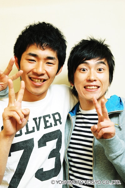 仲むつまじい様子のしずる。