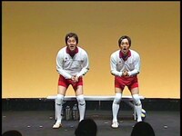 コント「女子バレー部」の一場面。