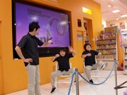 生ネタ披露！フラミンゴがDVDイベントを開催