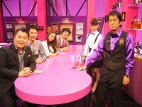 ブラマヨファンにとっては、もう中学生との絡みも気になるところだ。(c)中京テレビ