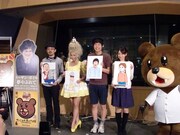 左端は、この映画の主題歌「I Dreamed A Dream」を歌うスーザン・ボイルのパネル。