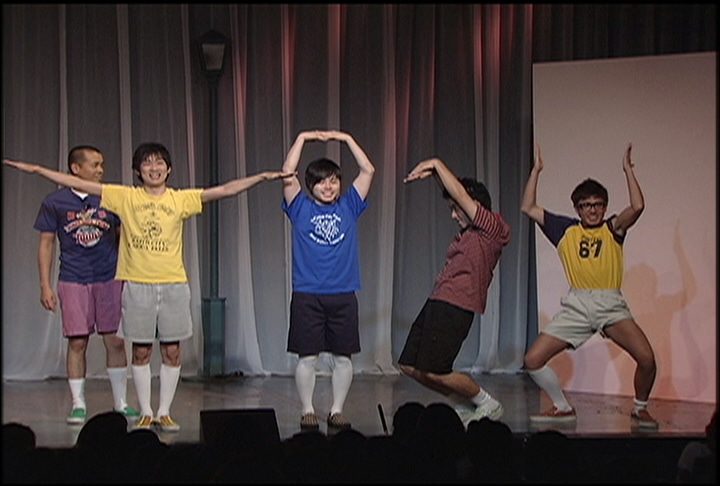 「トシ軍団」のNON STYLEとオリエンタルラジオ。(c)吉本興業