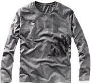 響長友Tシャツ（表）。 (c)TBS