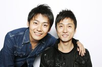 相方大好きな様子が伝わる写真。撮影：中村嘉昭