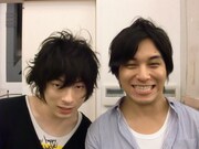 LLRのライブタイトルは、今回も2人が大好きな田中麗奈の出演映画タイトル。「銀色のシーズン」は2008年1月に公開されたスキーアクション満載の青春ストーリー。