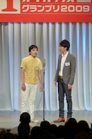 抜群のキャラクターと言葉のチョイスで笑いを集めた南国姉妹。