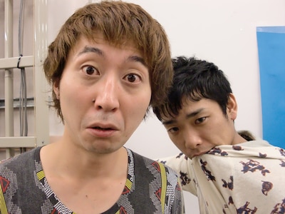 NSC大阪24期生のイシバシハザマ。NSC卒業後はbaseよしもとを中心に活動していたが、3年半程前に東京へ移籍。1月2日には、渋谷・ヨシモト∞ホールにてユニットライブ「NANA」に出演する。