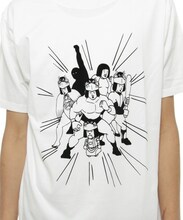 「トツギーノ×タイムカプセル」6人の花嫁Tシャツ（ホワイト）のイラスト詳細。(c) Bakarhythm / (c) 2009 BEAMS
